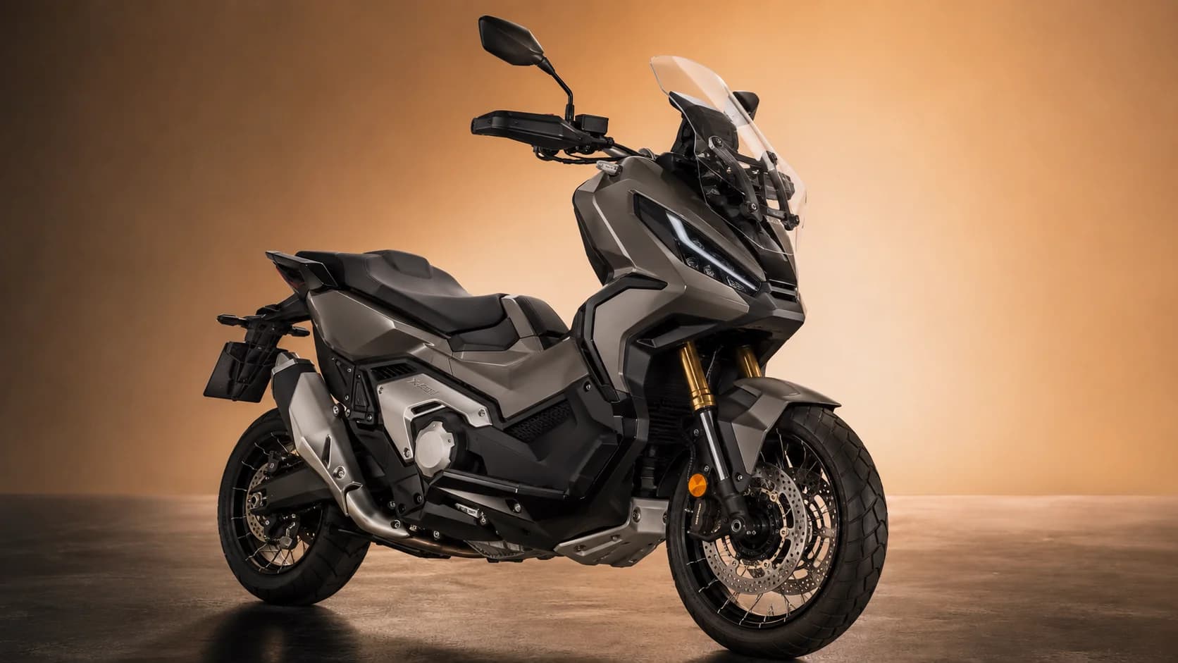 Location Honda X-ADV 750 à Marrakech — voiture sportive — KingKech